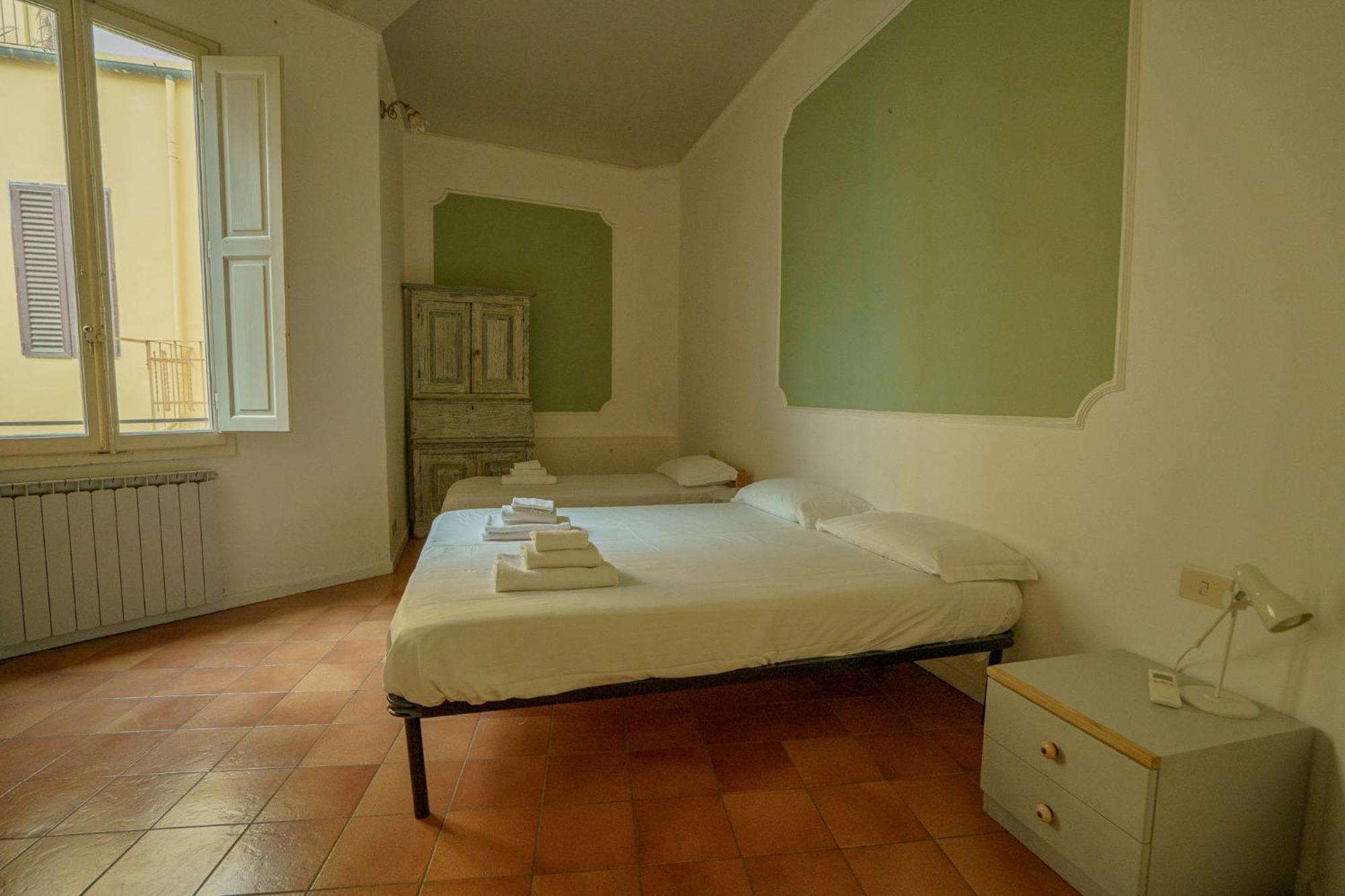 Tranquil Suite Near Museums And Train Station Firenze Eksteriør billede