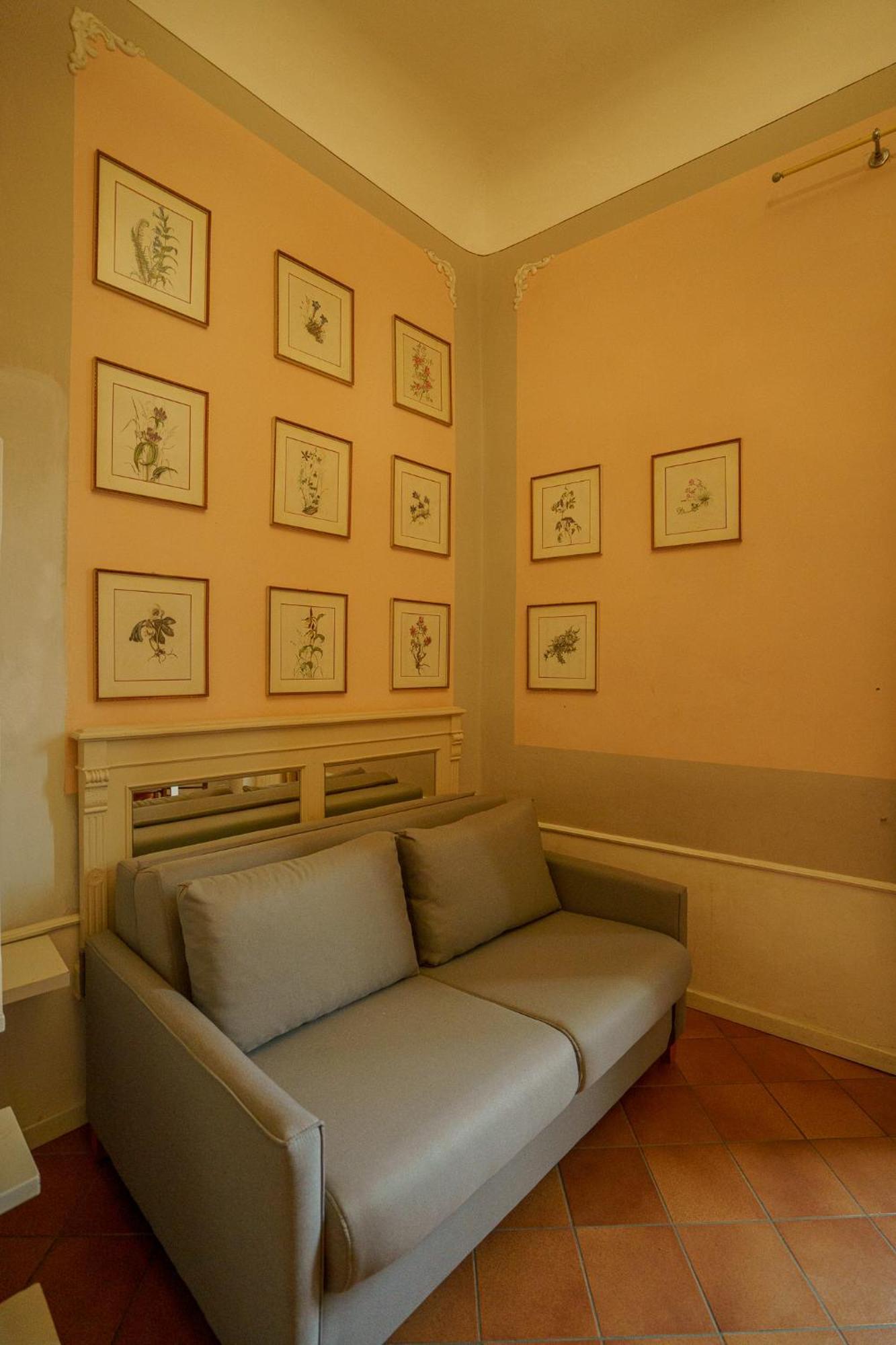 Tranquil Suite Near Museums And Train Station Firenze Eksteriør billede